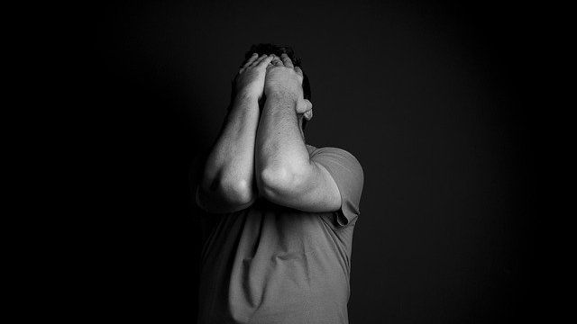 sadness-5520343_640.jpg