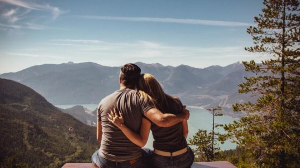 set-boundaries-in-relationships-istock-1.jpeg