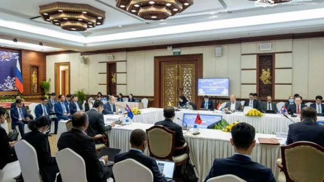 the_11th_asean-russia_senior_officials_meeting_arsom_held_in_siem_reap_province_on_april_27-28._mfaic.jpg