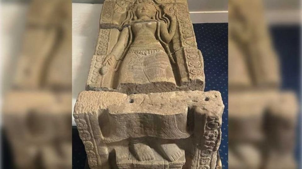 the_ancient_bas-relief_sculpture._cambodian_embassy.jpg