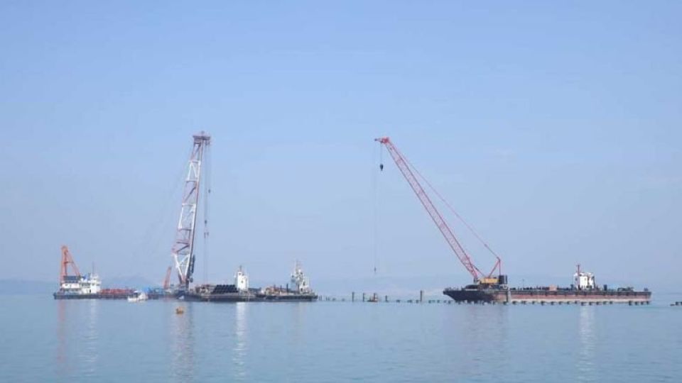 the_under-construction_port_at_ream_naval_base_as_seen_in_early_february_during_a_visit_by_defence_minister_tea_banh._mod.jpg