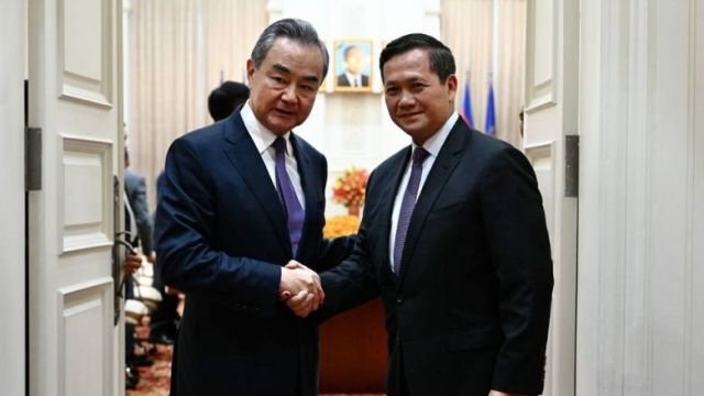 topic-1.-pm-hun-manet-meet-with-h.e.-wang-yi-minister-of-foreign-affairs-of-the-peoples-republic-of-china-on-aug-12-2023.-by-akp.jpg