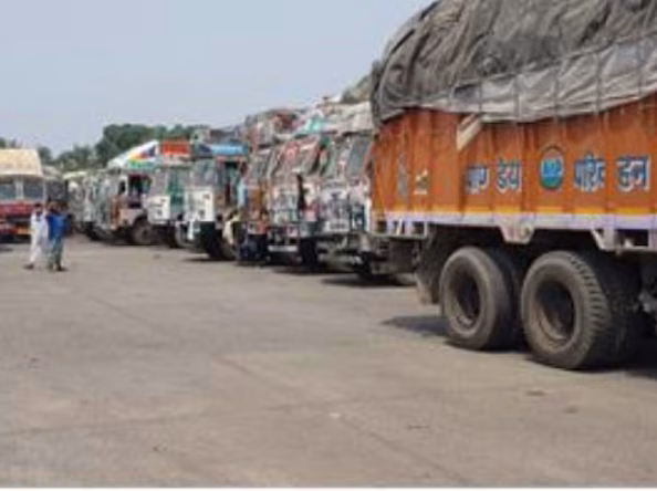 India curbs land port imports from Bangladesh