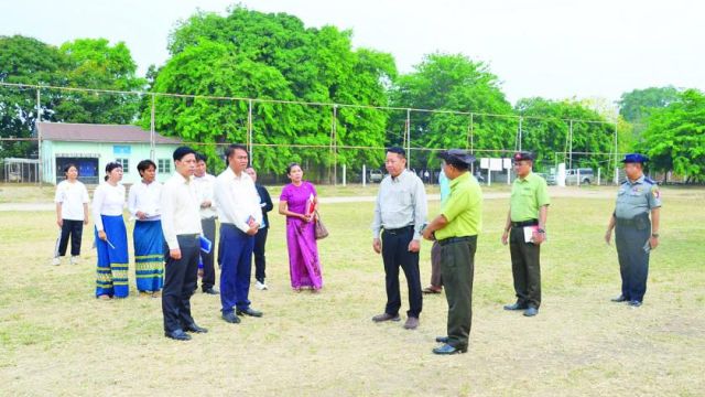 ye_myint_tun_1.jpg